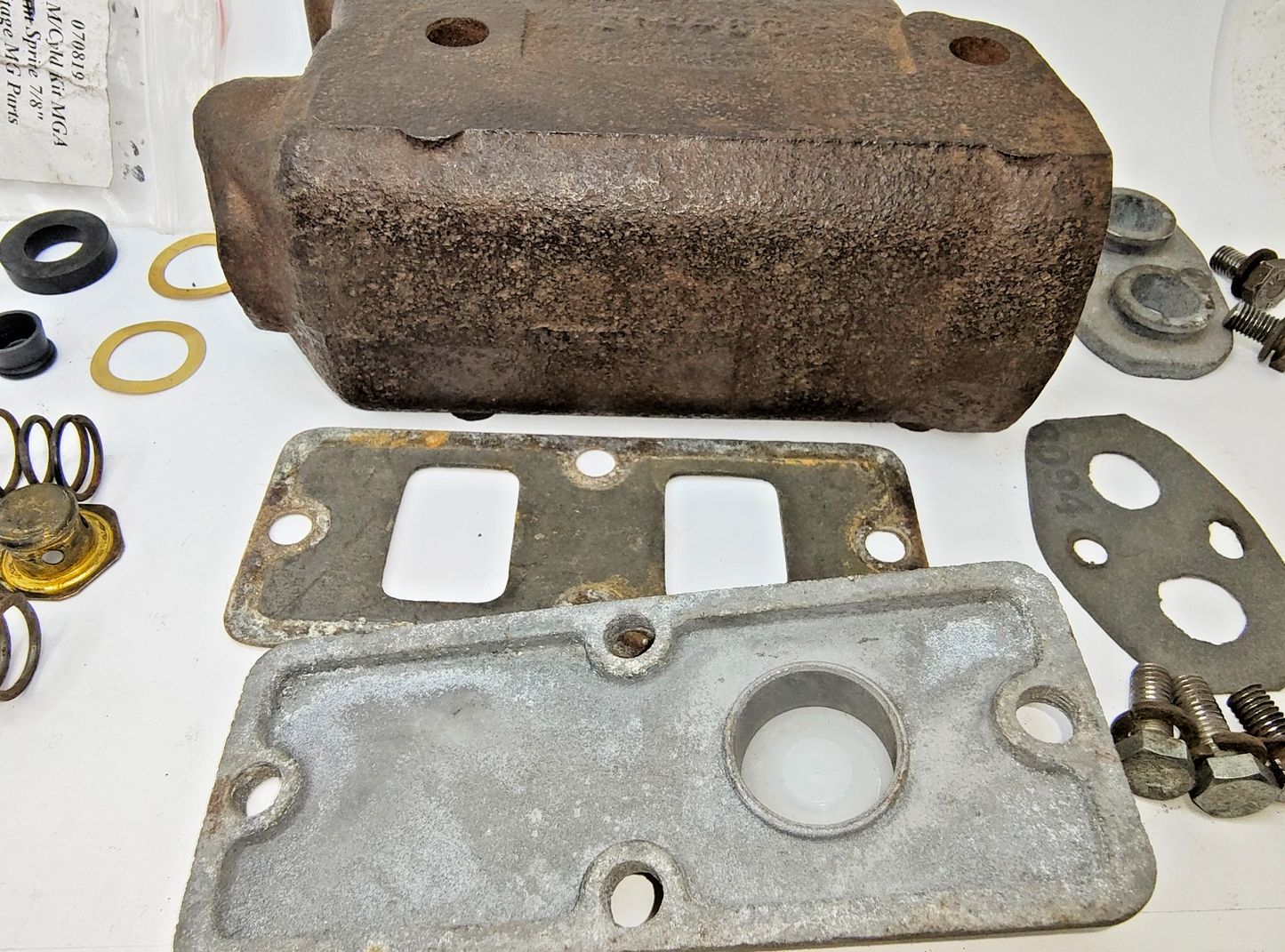 Lockheed used brake & clutch master cylinder 31448C 7/8 inch Suits MG Z Wolseley17