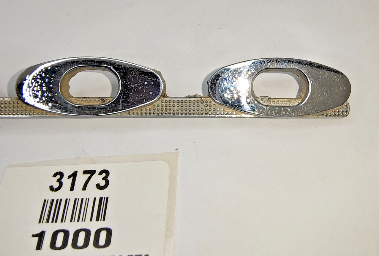 Original Morris 1000 chrome rear emblem for Boot Trunk good used condition8