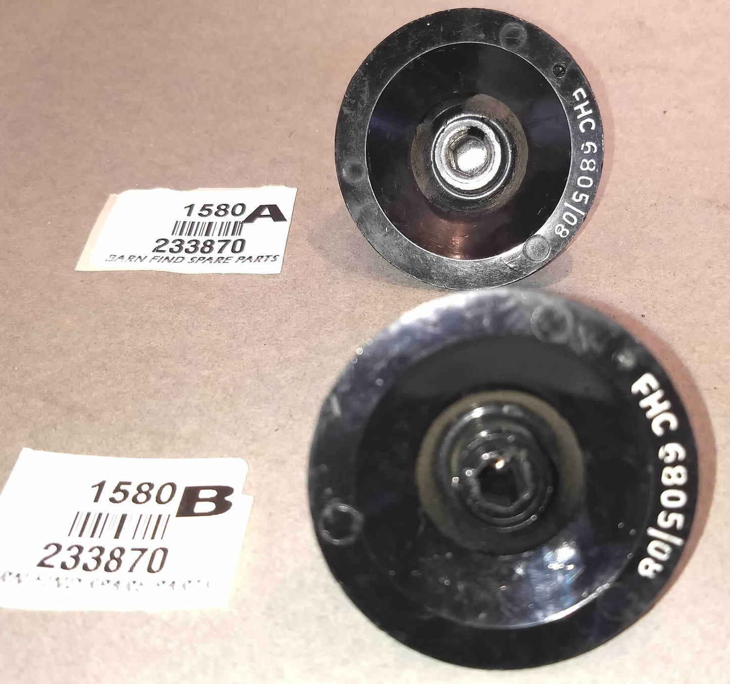 MGB defroster control knob 233870 Sold Individually1