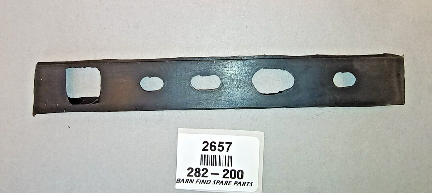 Pad 1/4 Vent quarter RH right MG Spridget healed sprite midget 282-2001