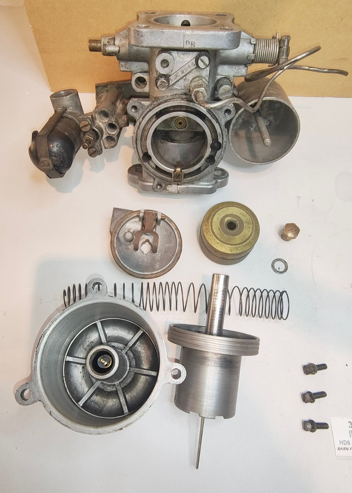 Original USED Set of SU HD6 carburettors AUC 7081 W9
