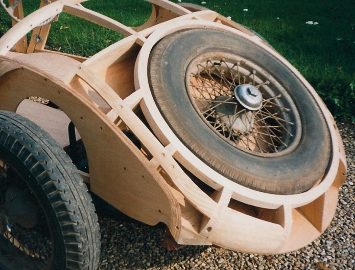 Very Rare Original SS100 SS90 S.S. 90 spare wheelclamp stamped SC137 or SC03715