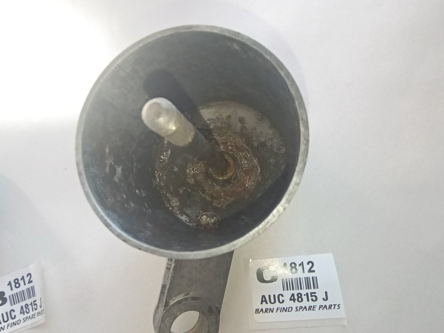 SU Carburettor H Type T2 Float Bowl (30ø Left Hand) 2. 5/16" Diameter AUC4815 J10