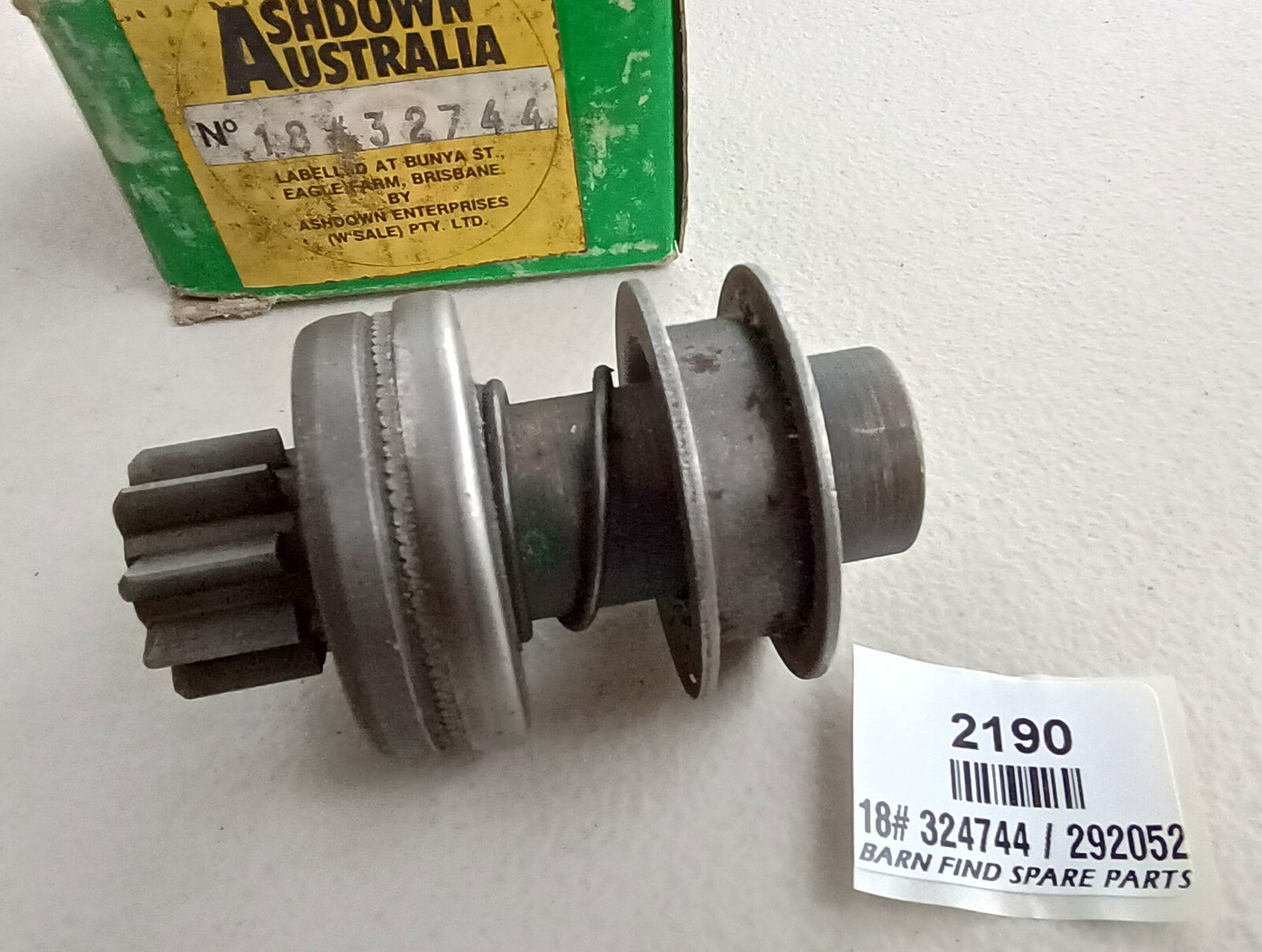 M325 Starter Motor Pre-Engaged Pinion Drive, 18# 324744 / 292052. New Old Stock.3