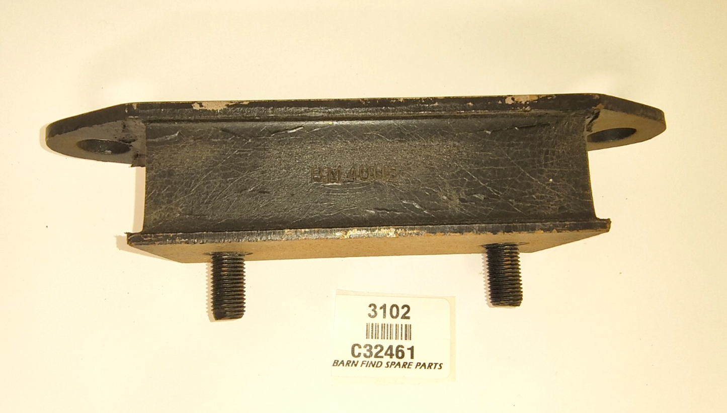 Jaguar rear transmission mount block C32461 New Old Stock.5