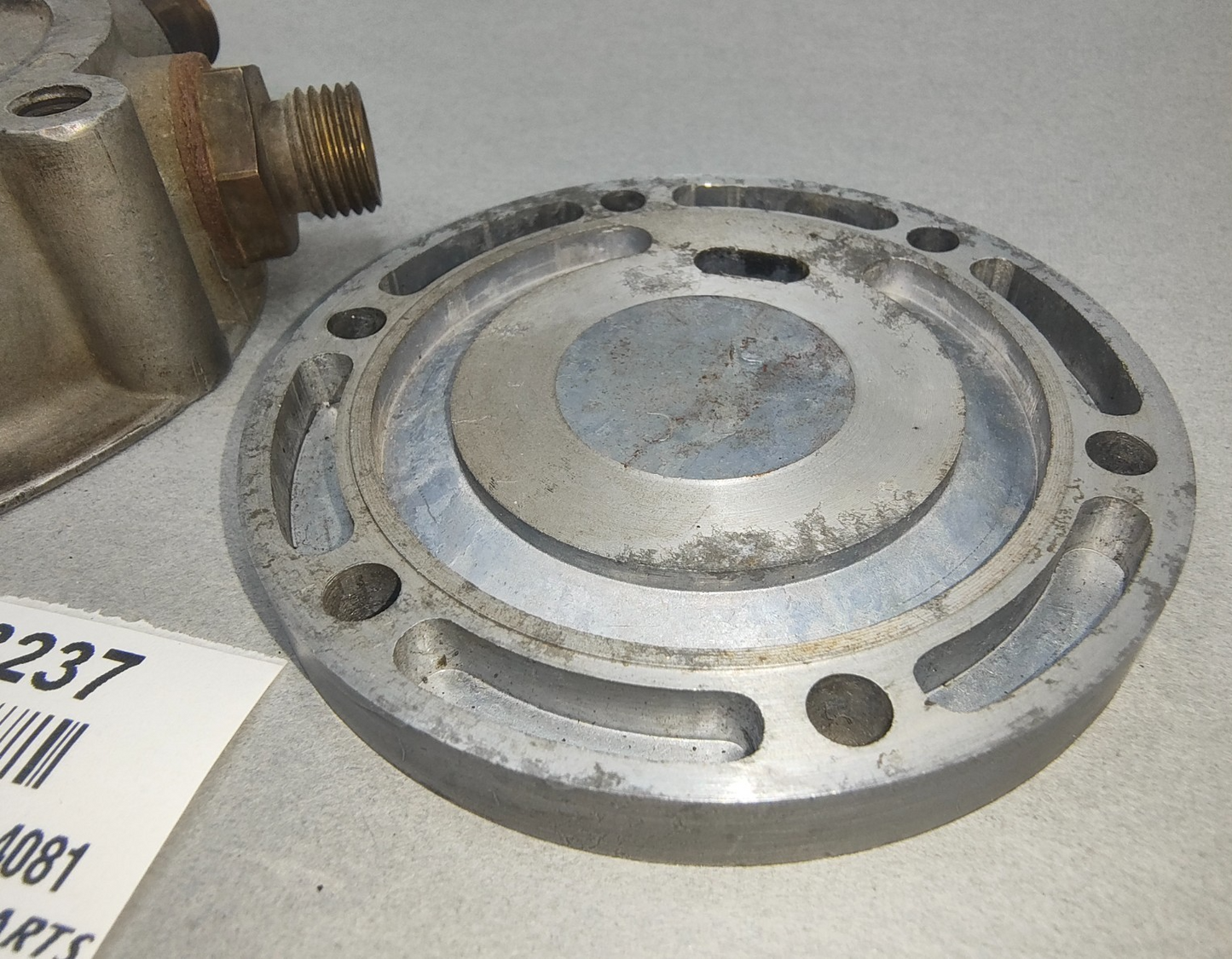 SU Fuel Pump body AUA4080 & SU Fuel Pump Plate AUA4081 Good used condition11