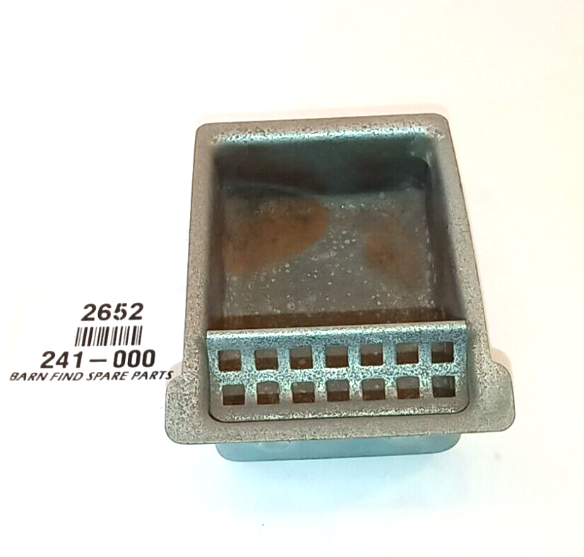 Original Ashtray insert - MGA MGB MGC 241-000 used4