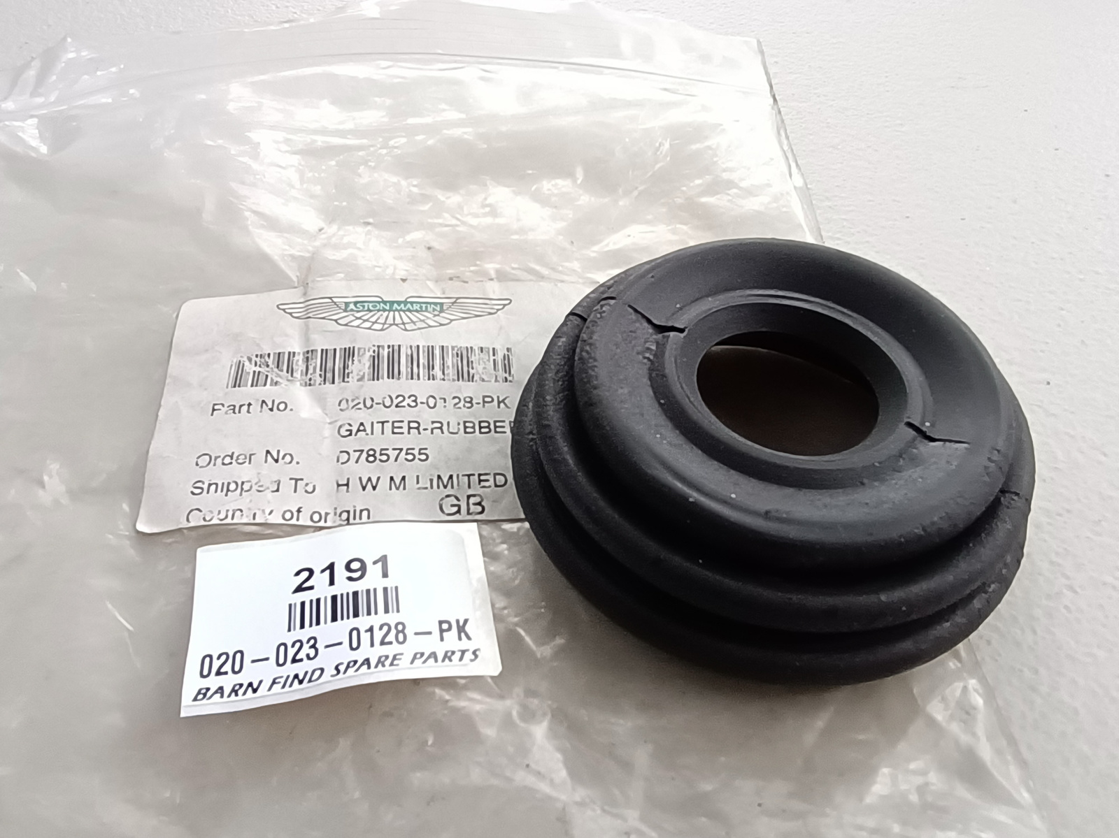 Kingpin Rubber Gaiter, 020-023-0128-PK, Suit Aston Martin, New Old Stock.