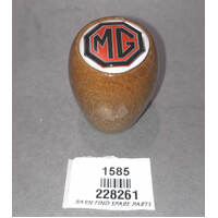 MG  Walnut Gear Knob 228261 Looks brand new.