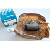 HOLDEN COMMODORE REAR DRUM BRAKE WHEEL CYLINDER, BI P 10046. New Old Stock.