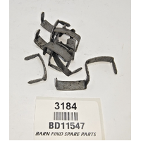 12x Jaguar staple moulding fastener clips 6.5mm wide 20mm long BD11547