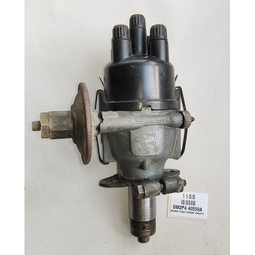 Lucas distributor with cap and bracket. Used. DM2P4 40559A
