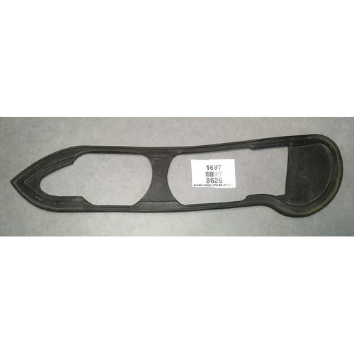 Jaguar E-Type  RHS REAR TAIL Lamp Rubber body gasket 8626 Used