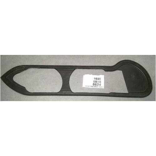 Jaguar E-Type  LHS REAR TAIL Lamp Rubber body gasket 8624 Used