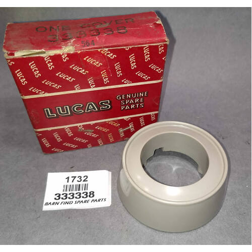 Lucas Steering Wheel Top Cover moulding 333338 NOS