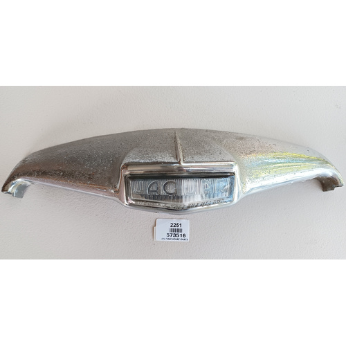 Jaguar Mk2 reversing light and number plate plinth unit, 573516. Used Condition.