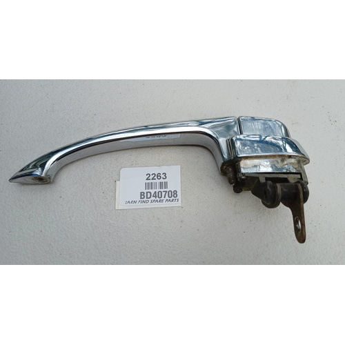 Jaguar Exterior door handle, BD40708. Used Condition