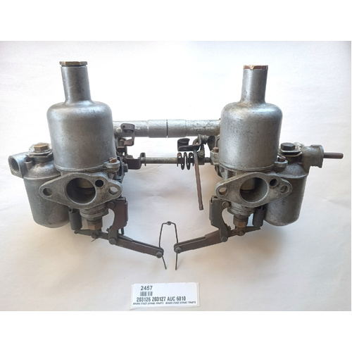 SU Original Good USED AUC 6010 Twin 1 1/8" Carburettors Stanpart Alloy Inlet Manifold 203127 / 203126