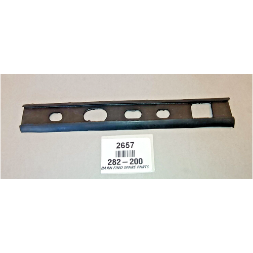 Pad 1/4 Vent quarter RH right MG Spridget healed sprite midget 282-200