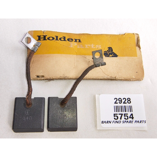 Original Brush Set 5754 New Old Stock. Holden Part number 7406554