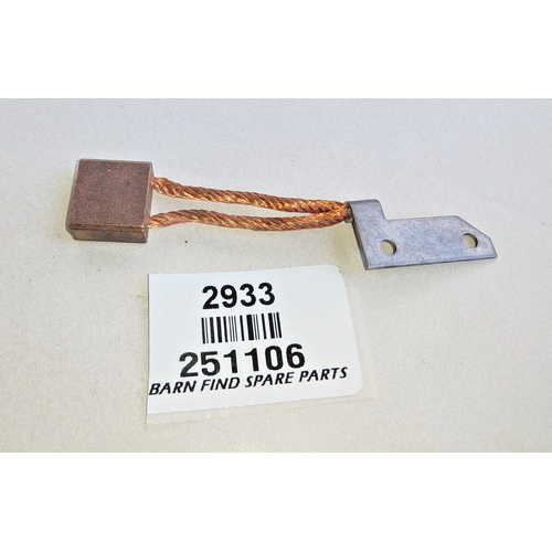 Lucas Original Brush 251106, New Old Stock.