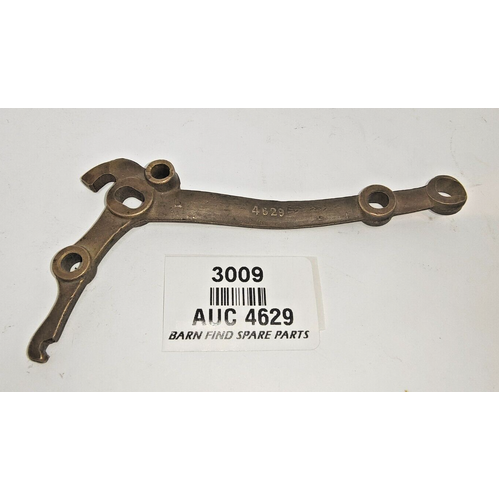 SU Early Used Choke lever 4629 with curved arm, similar to AUC 1029 or AUC 4040