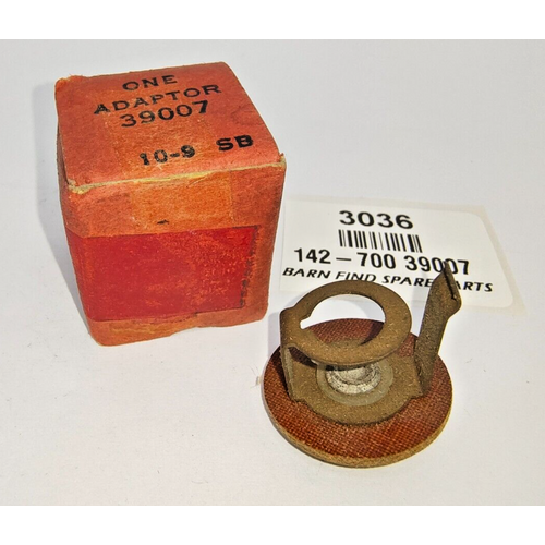Original Lucas New Old Stock boxed single wire bulb holder adaptor 39007 142-700