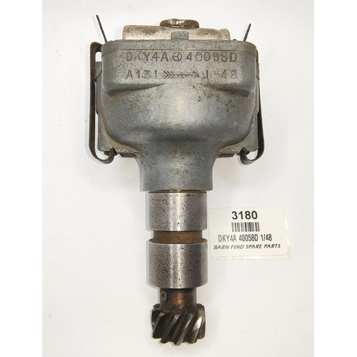 LUCAS USED DISTRIBUTOR DKY4A 40058D,  A131 Date stamped 1 48 (January 1948)