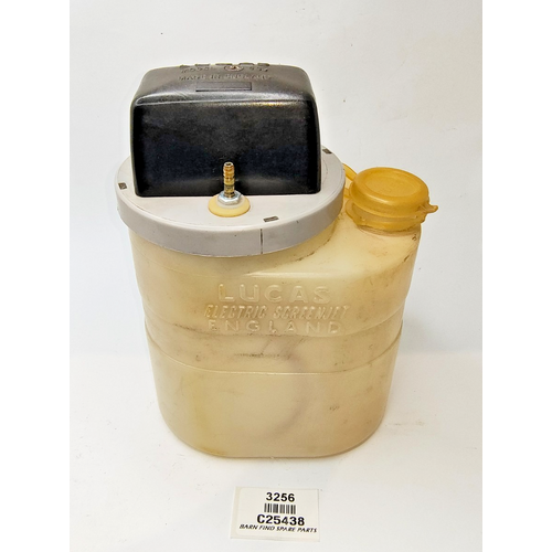 Lucas 5SJ  Screenjet Used Wiper Washer Bottle & Pump Assembly & cap Used C25438