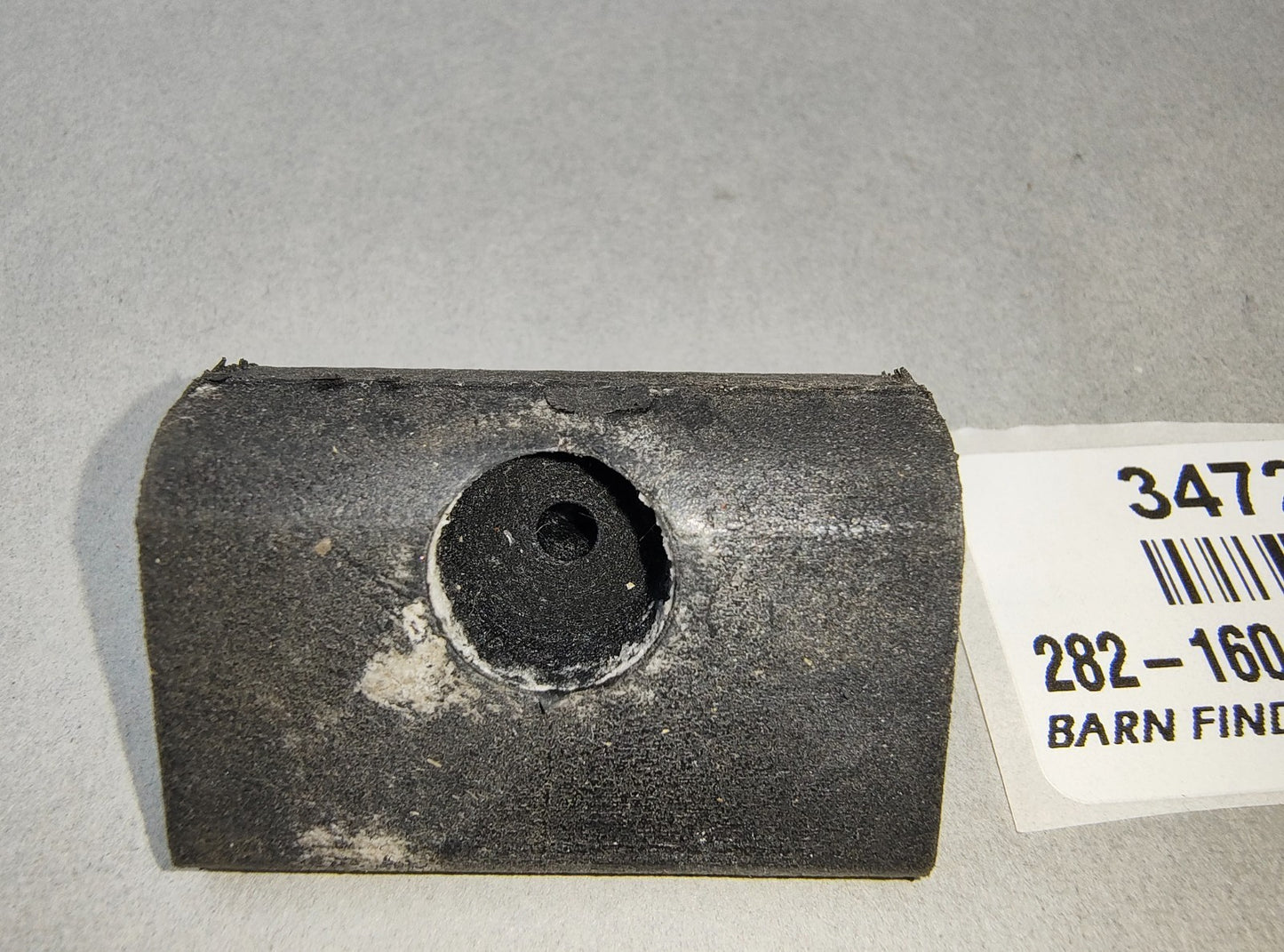 BOOT LID REAR BUFFER Rubber New Old Stock 282-160 / AHA6207 Suits Sprite Midget1