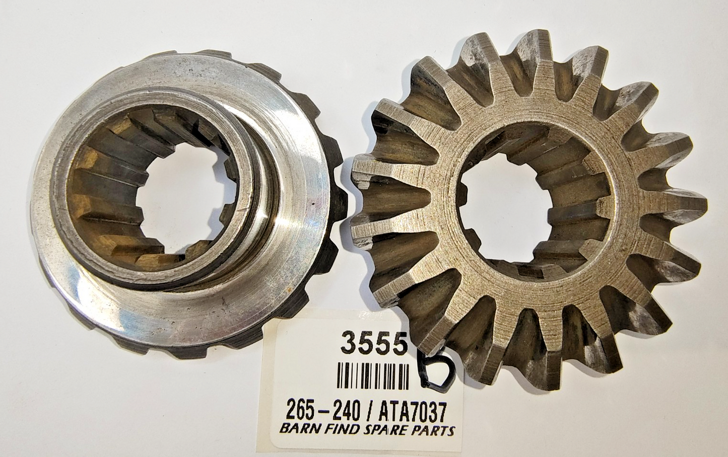 Pair of Original differential Spider Gears 265240 ATA7037 Some MG Austin Morris10