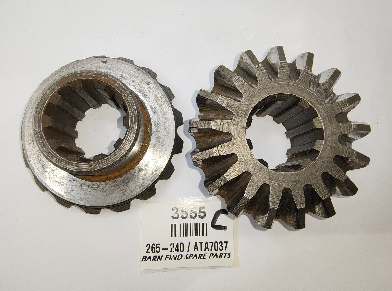 Pair of Original differential Spider Gears 265240 ATA7037 Some MG Austin Morris18