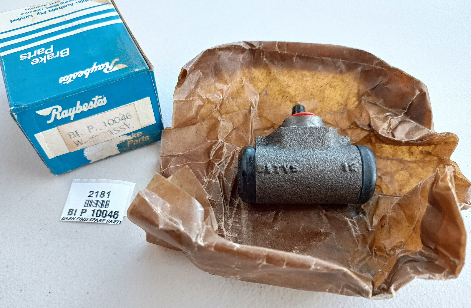 HOLDEN COMMODORE REAR DRUM BRAKE WHEEL CYLINDER, BI P 10046. New Old Stock.0