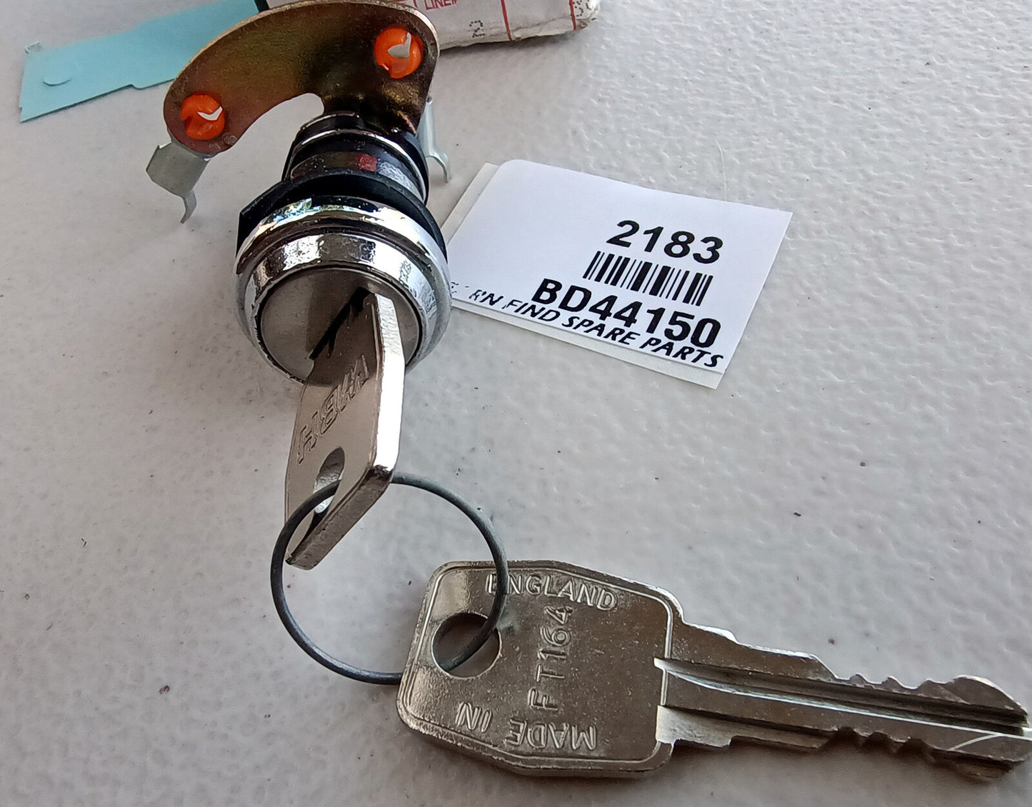 Original Jaguar DOOR LOCK with two Keys, BD44150. New Old Stock.2