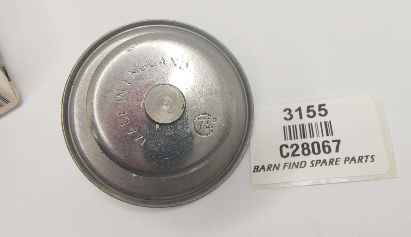 74 Degree Waxstat Spring Loaded C28067 Jaguar thermostat New Old Stock4