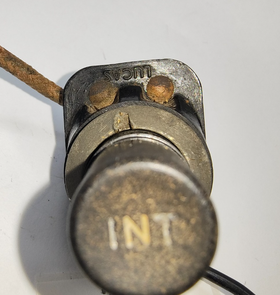 Lucas 31527A Interior Light push on/off switch USED Working suits Jaguar XK1507