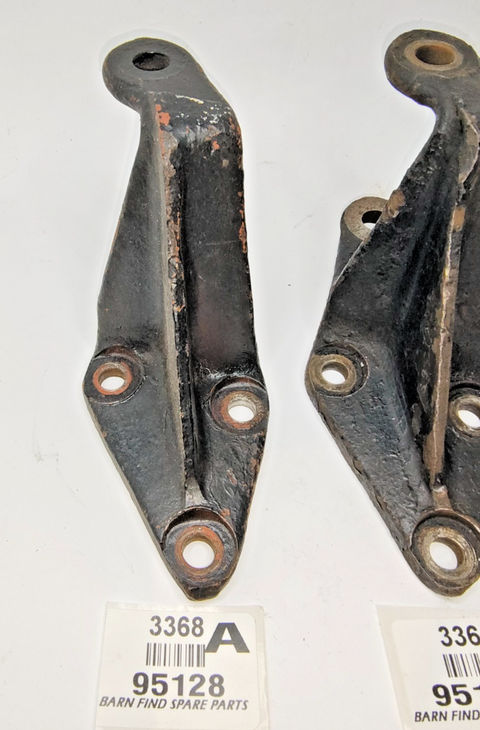 Steering Box Mount Good Used stamped S95128Z 95128 or 260118 Sold Individually1