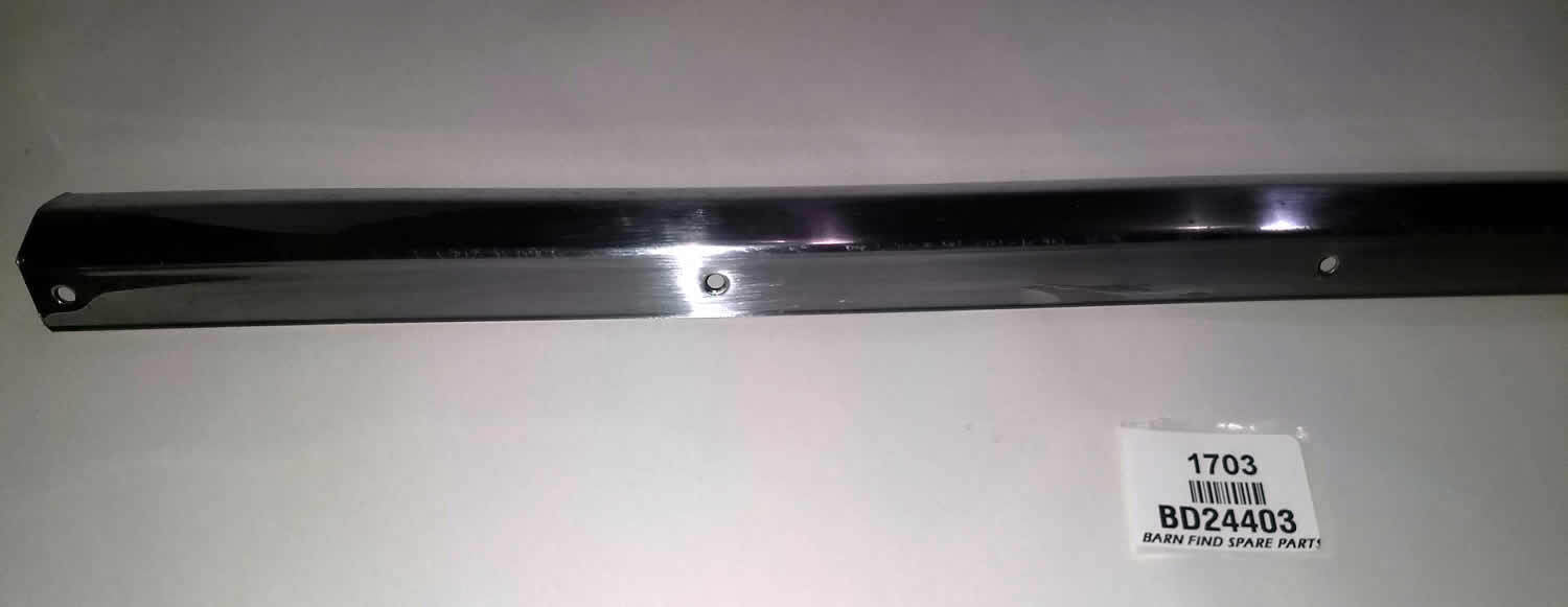 Jaguar E-Type Luggage panel chrome strip BD244034