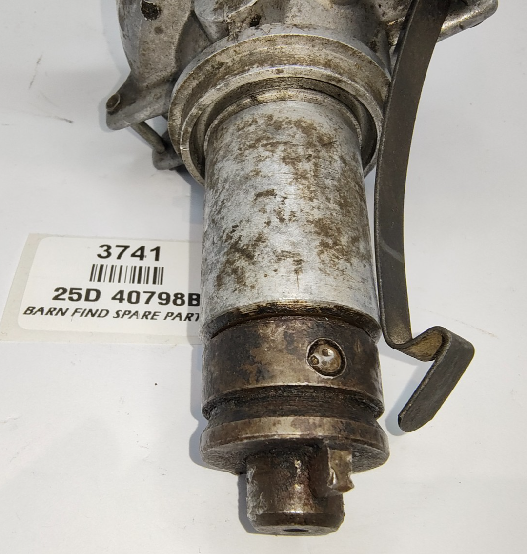 Lucas original Used Distributor 25D Part No. 40798B incomplete, dated  1 632