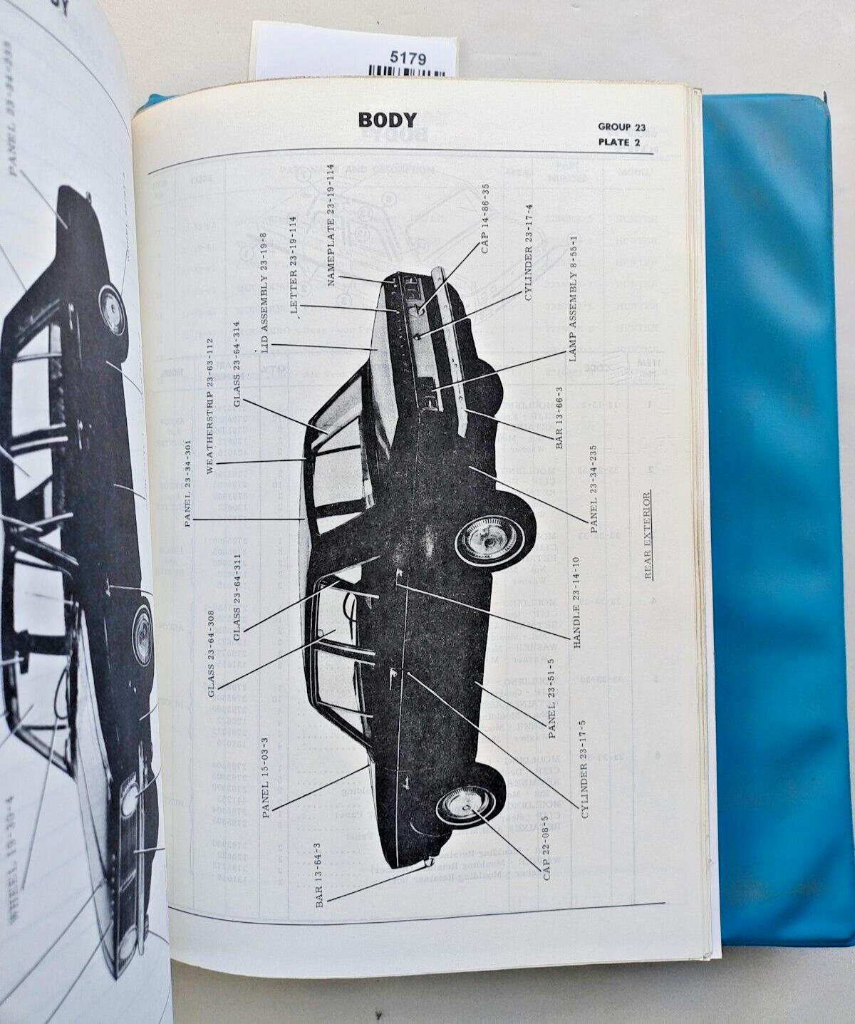 Original Chrysler folder with two Hillman  HB BC  parts list books 1967, 19688
