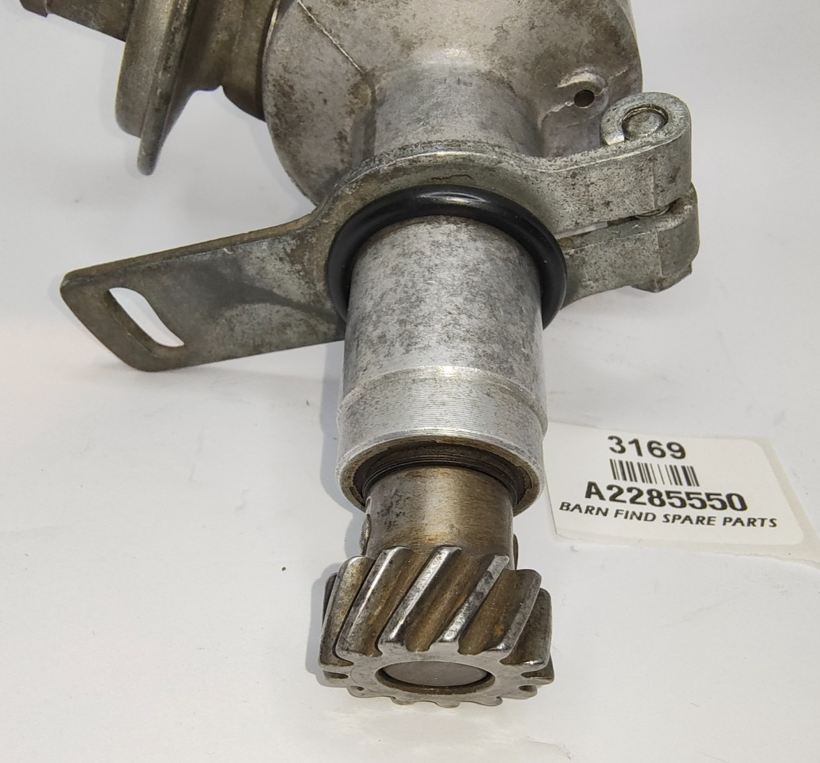 BOSCH Original Used distributor A2285550  U- ZV/JCU 6RI 0 suits slant 6 engine3