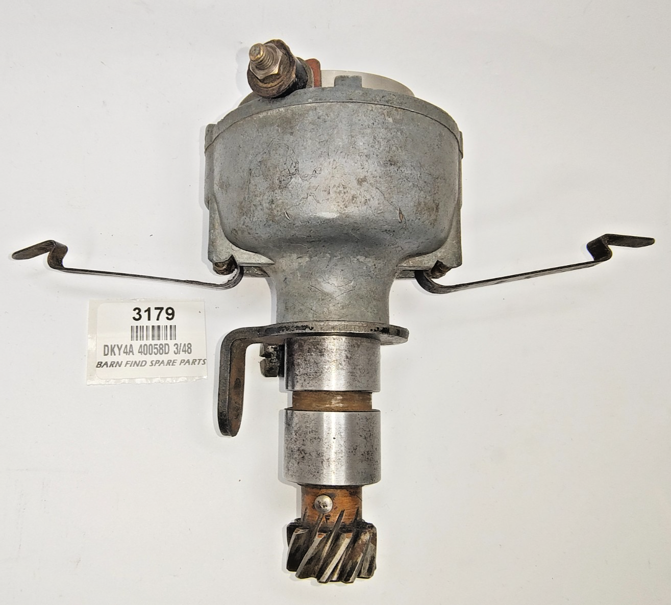 LUCAS USED DISTRIBUTOR DKY4A 40058D,  A131  Date stamped 3 48 (March 1948) MG TD7