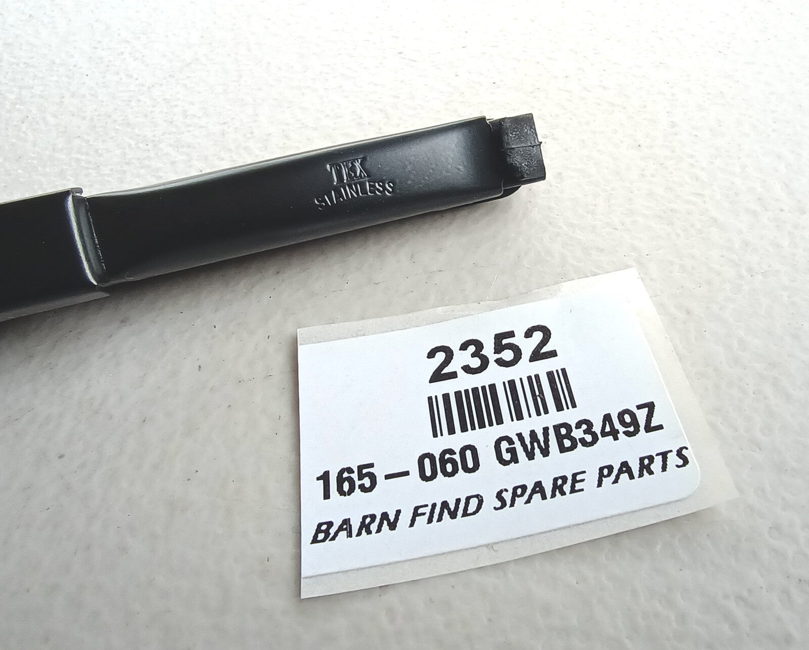 Original TEX MG MGB Wiper head blade 10" 165-060 GWB349Z. Black. New Old Stock.2