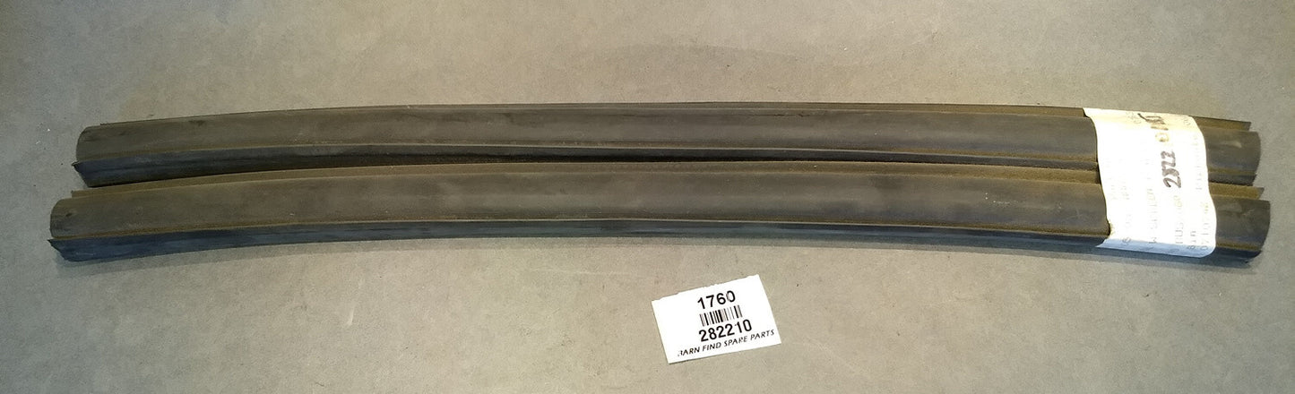 Pair of "A Pillar" QUARTER LIGHT Window Seal 2822100