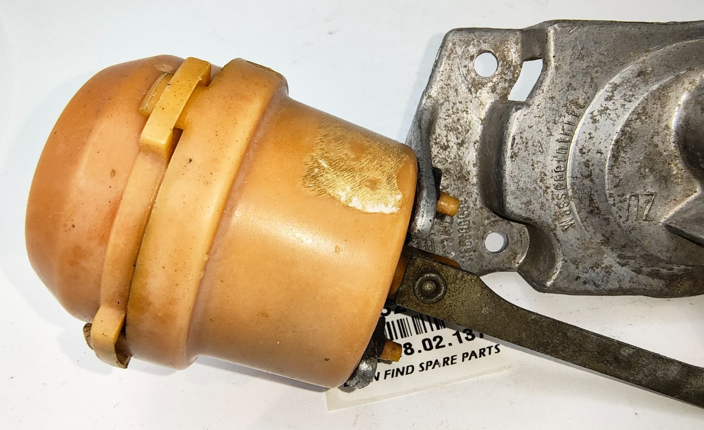 Behr Vacuum control Element  90.618.02.137 includes shut off mechanism - working8