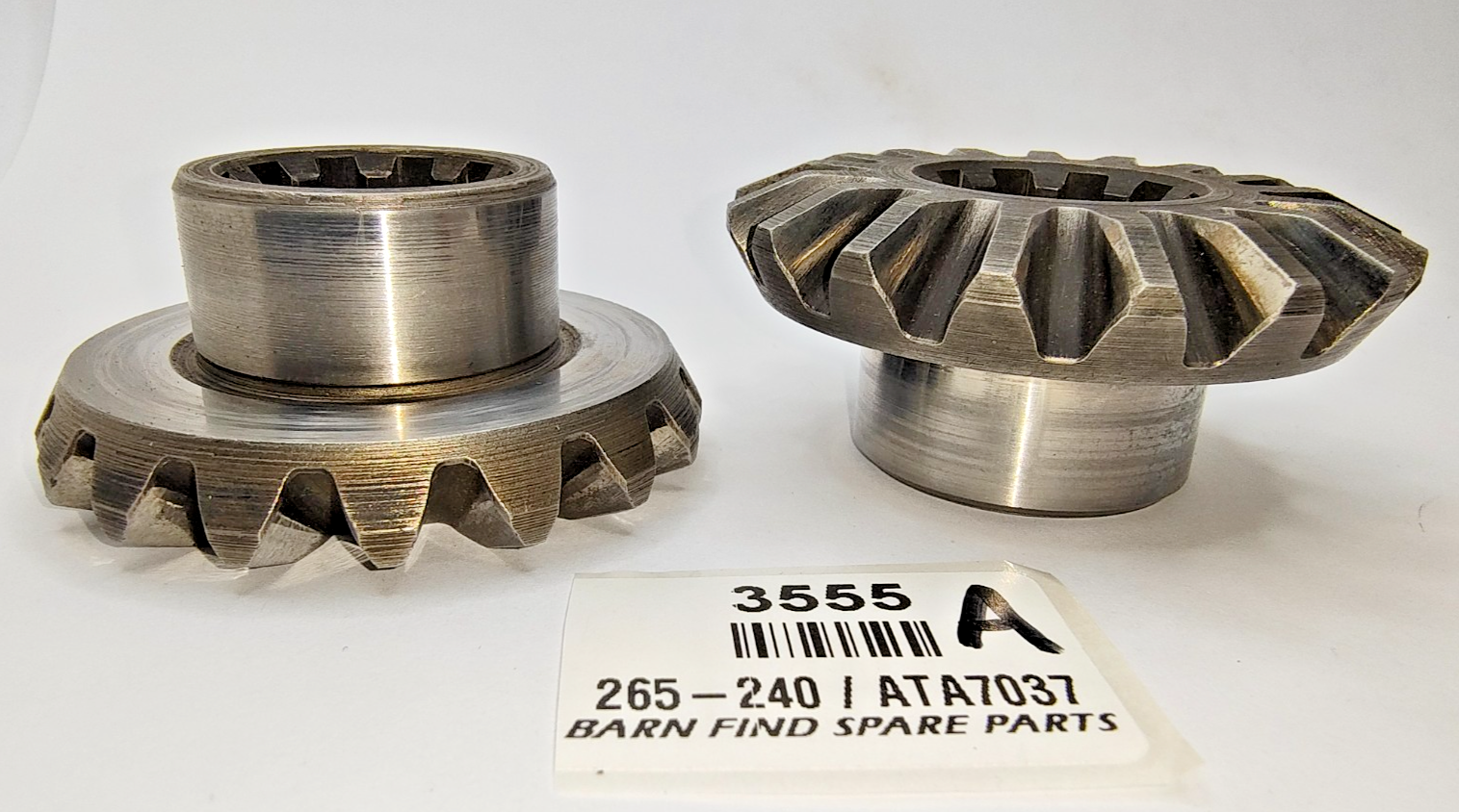 Pair of Original differential Spider Gears 265240 ATA7037 Some MG Austin Morris1