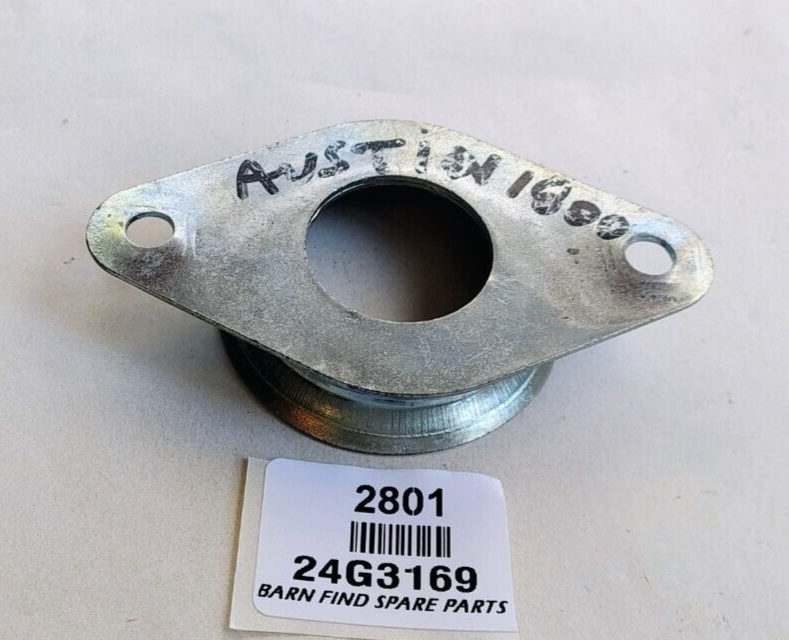 Austin 1800 bonnet pin catch guide locating cup 24G31692