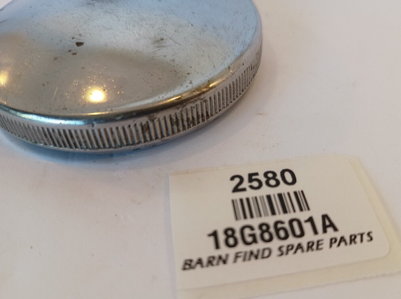 Original vintage MG chrome Fuel Gas cap - non locking 18G8601A Used4