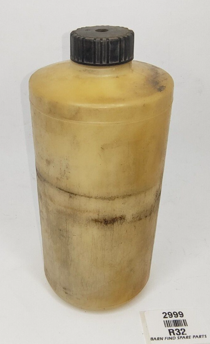 Nylex Original Used WINDSCREEN WASHER BOTTLE with lid and No Leaks Cat No. R323