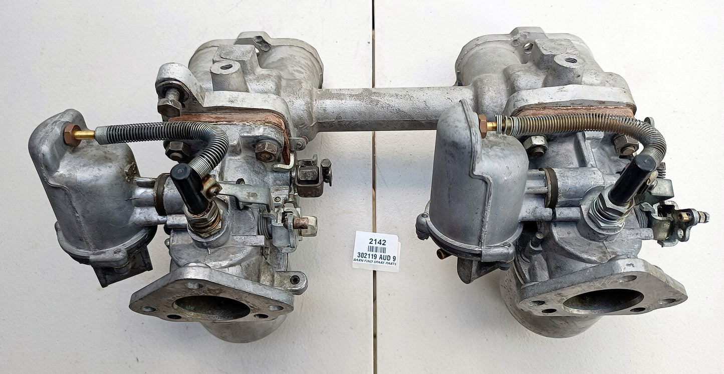 Triumph TR twin 1.75" HS6 SU AUD 9 carburettors High Port Inlet Manifold 3021193